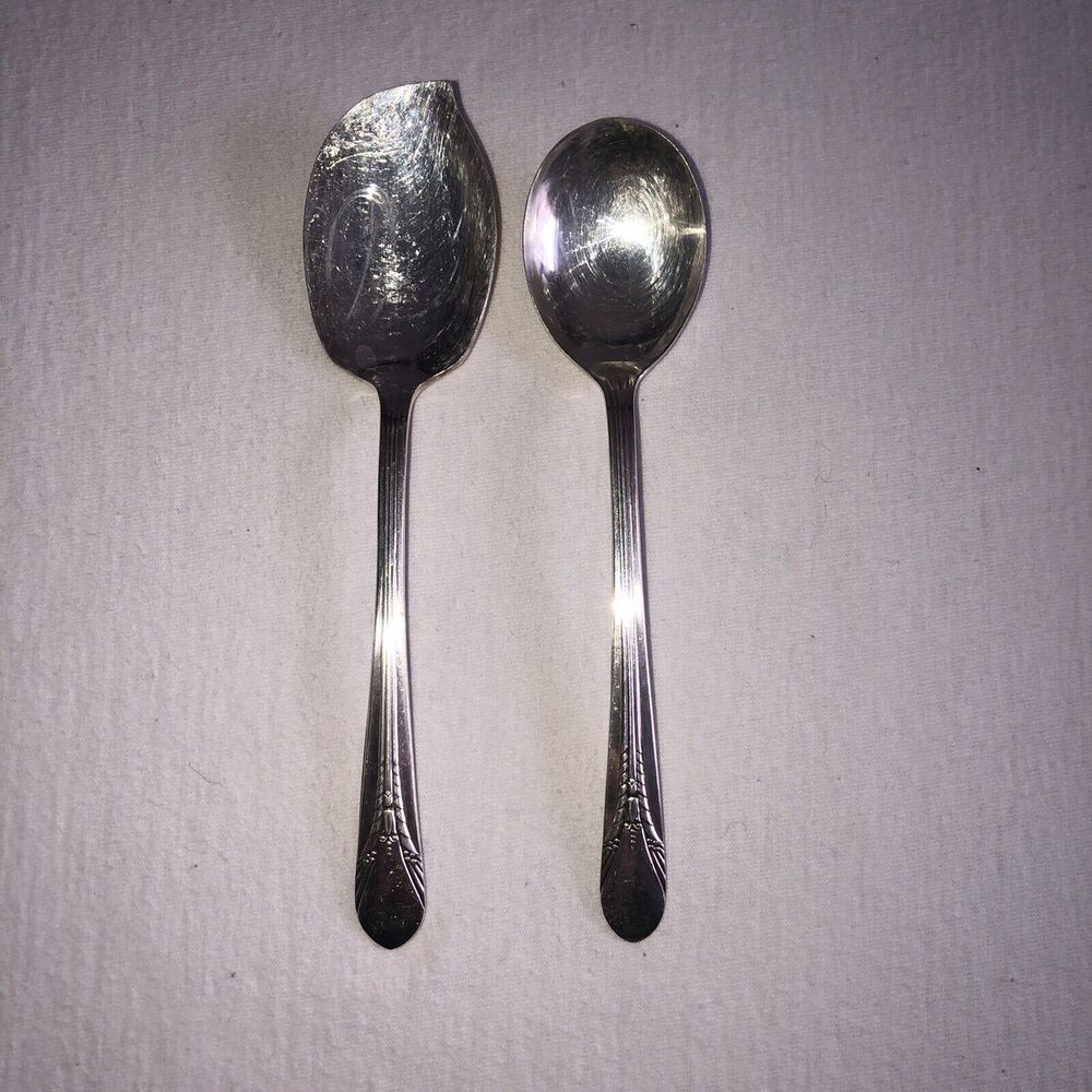Wm Rogers INHERITANCE Silverplate Flatware Sugar Spoon Jelly Server 1941